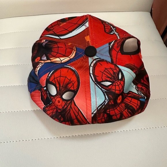 Marvel Spider Man Hat - Picture 2 of 4